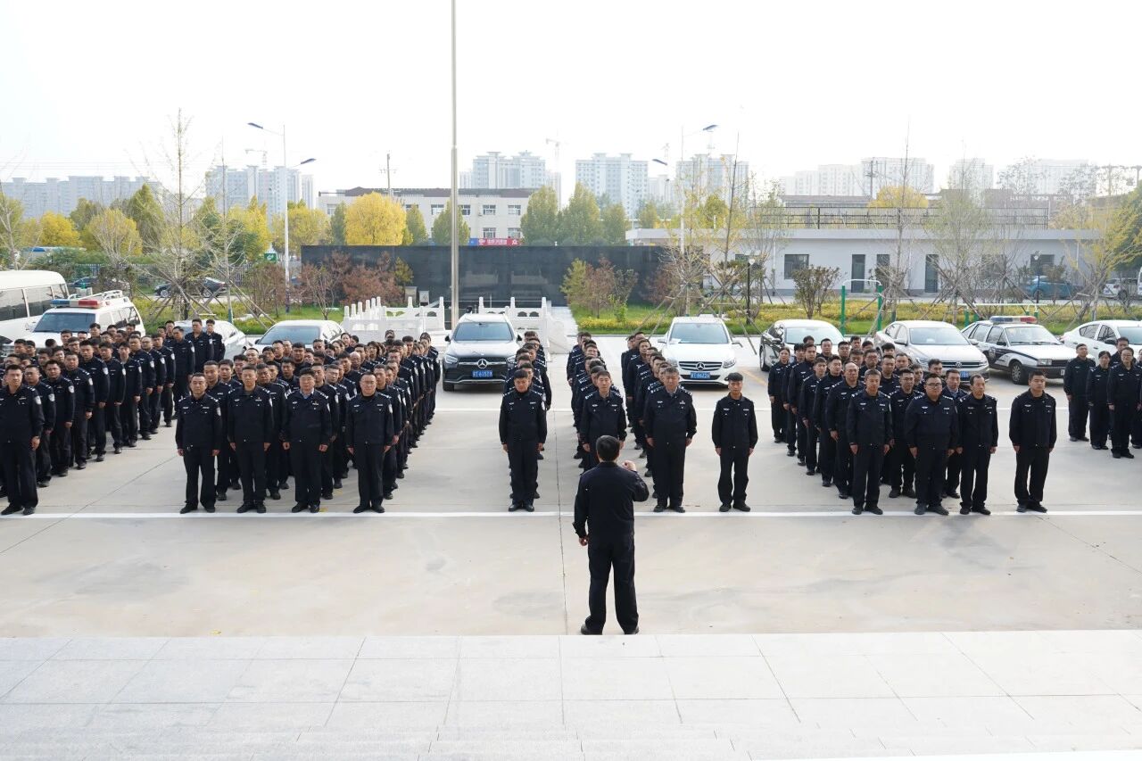 故城公安常态化开展“训练日”活动 故城公安常态化开展“训练日”活动